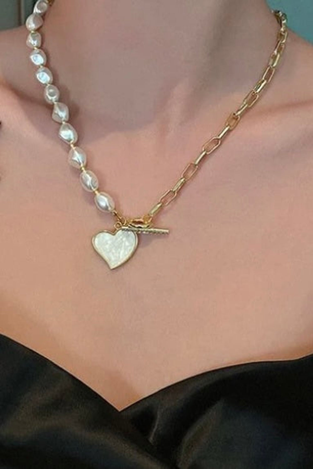 Gold Heart Shape Pendant Chain Necklace