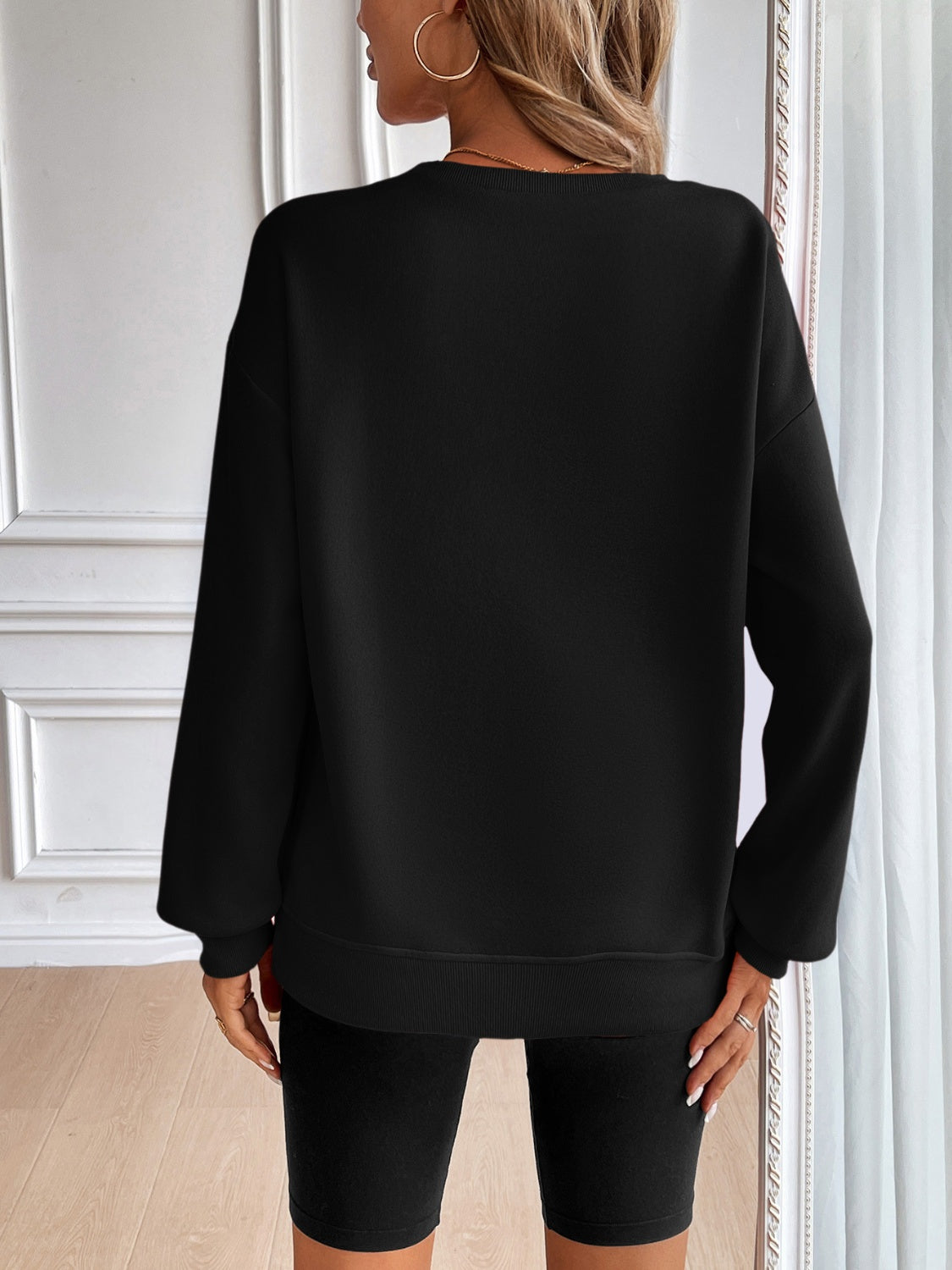 Ivy Lane Long Sleeve Sweatshirt with Pockets