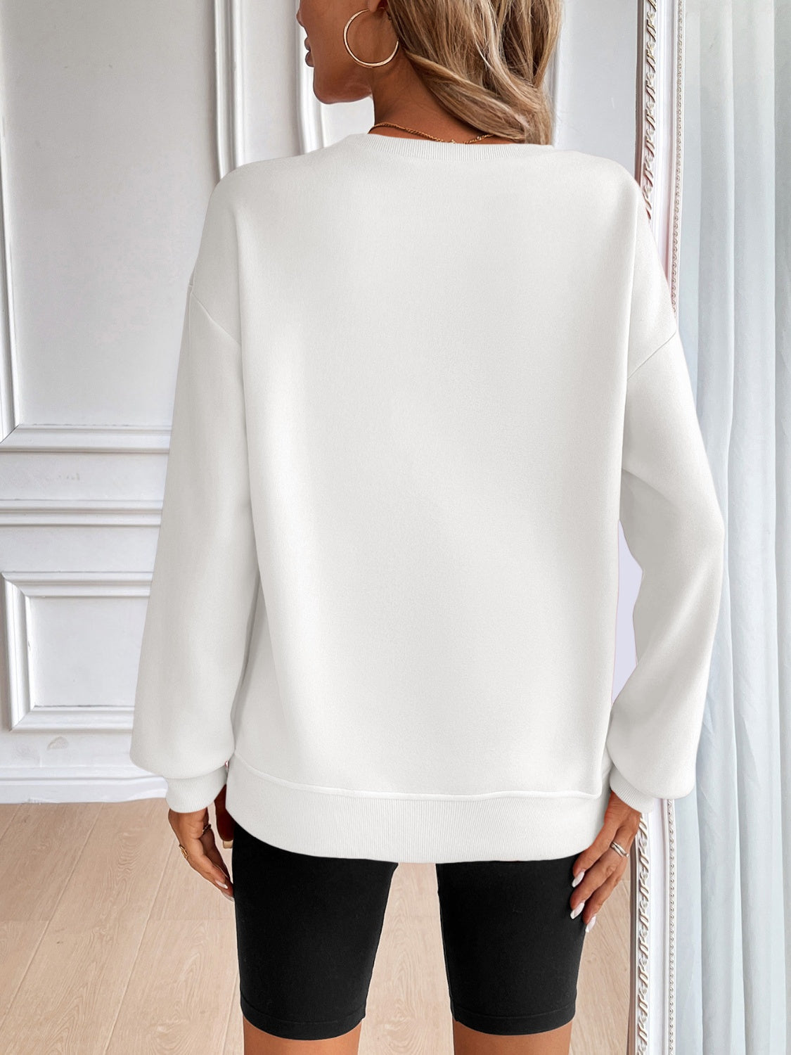 Ivy Lane Long Sleeve Sweatshirt with Pockets
