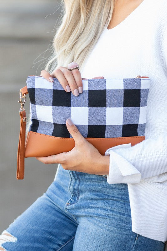 Buffalo Plaid Clutch in red or black plaid