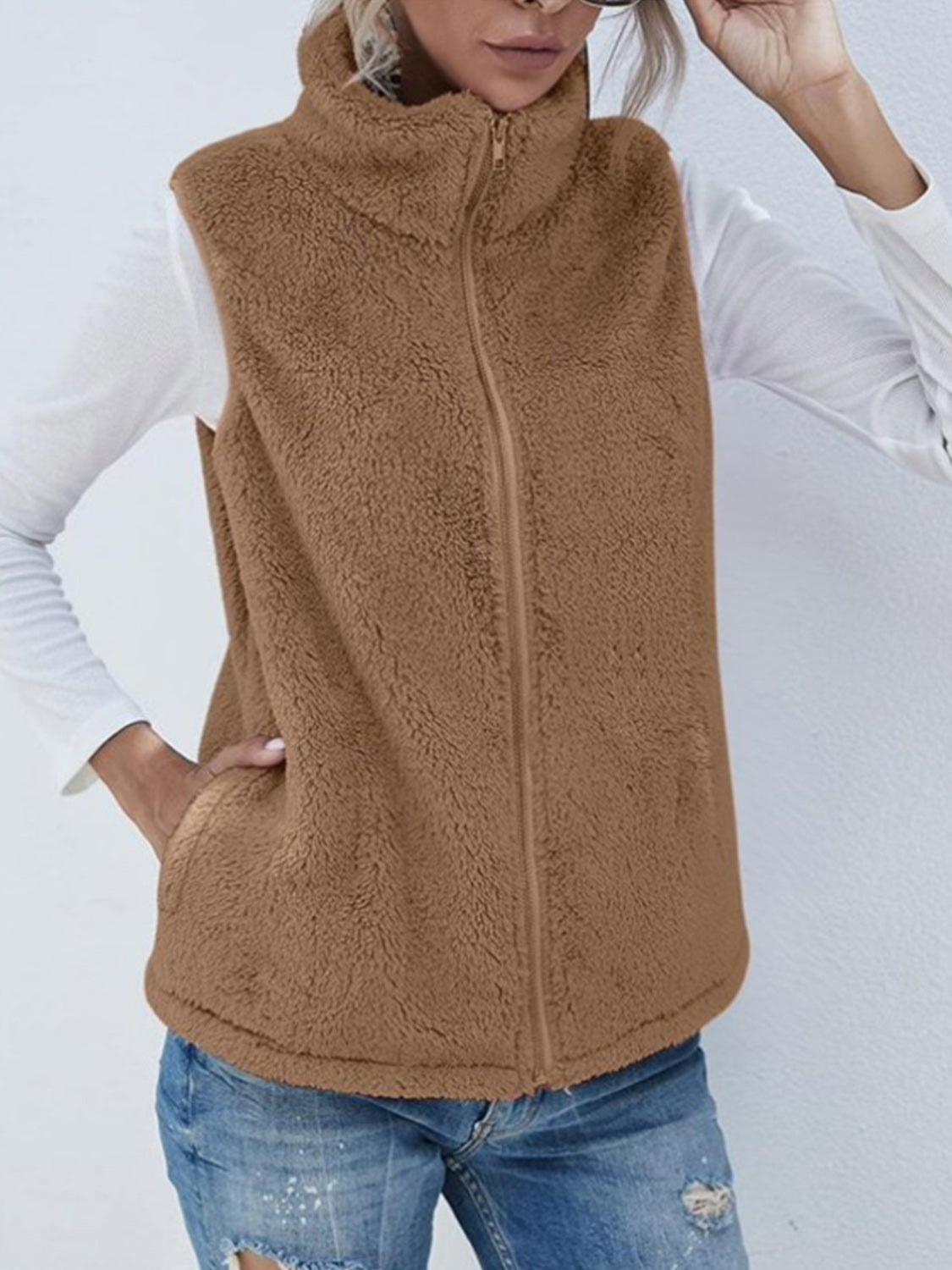 Furry zip up vest with pockets in six colors, sizes S- 5XL